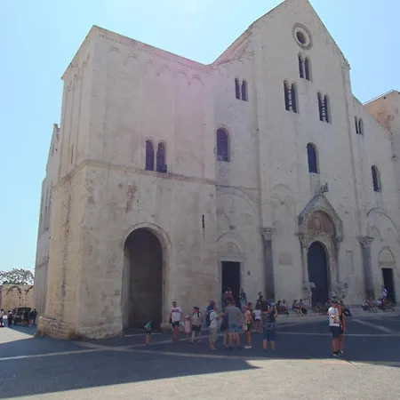 Dimora Santi E Marinai * Bari