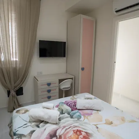 Apartament Dimora Santi E Marinai *