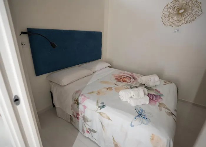 Apartment Dimora Santi E Marinai Bari