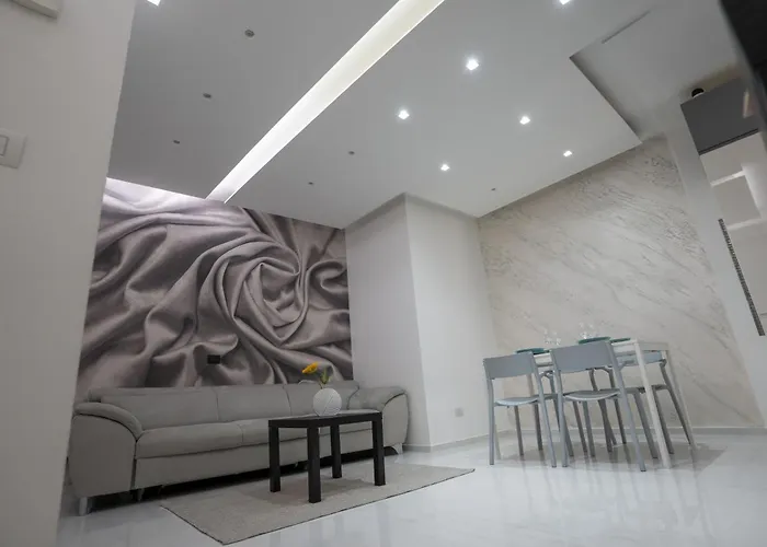 Dimora Santi E Marinai * Бари